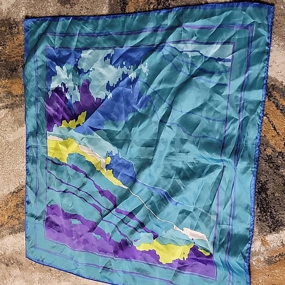 Colorful Scarf - Picture 5 of 5